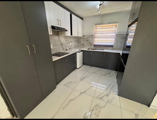 1 BEDROOM CLUSTER FOR SALE IN TERENURE